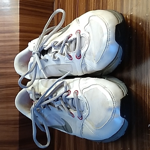 Nike womans 8.5 Quick Fit Flywire running shoe 👟 - Picture 2 of 7